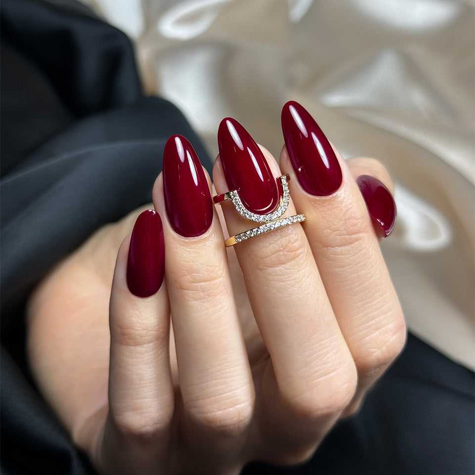 575 Red Veil gel polish 10g