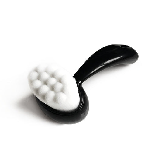 Penguin dusting brush